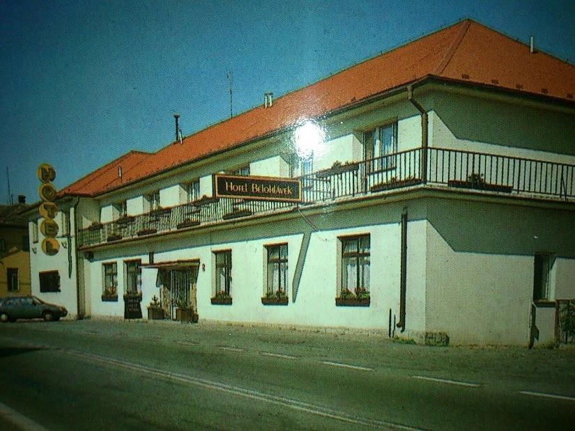 Hotel Belohlavek Holoubkov Exterior photo